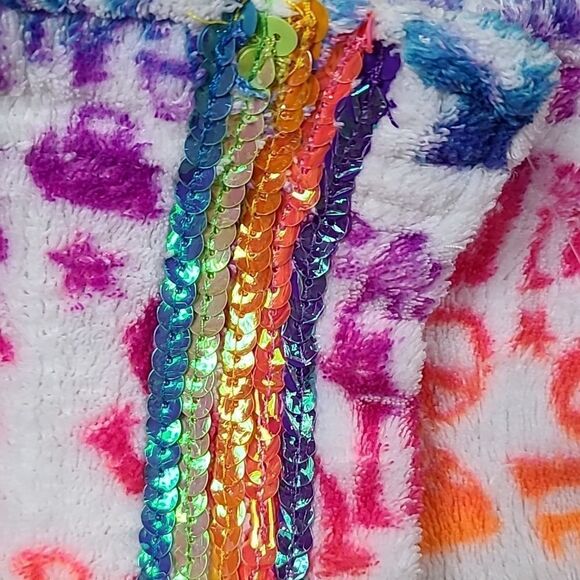 Justice Girls XS/S Plush Fleece Rainbow Peace Spa Bath & Body Velcro Towel Wrap - Picture 3 of 7